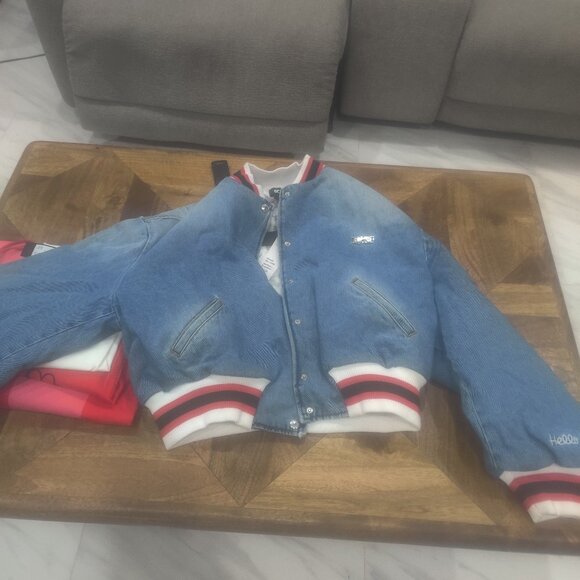GCDSX Hello Kitty collection jacket size XL New Oversized $1598